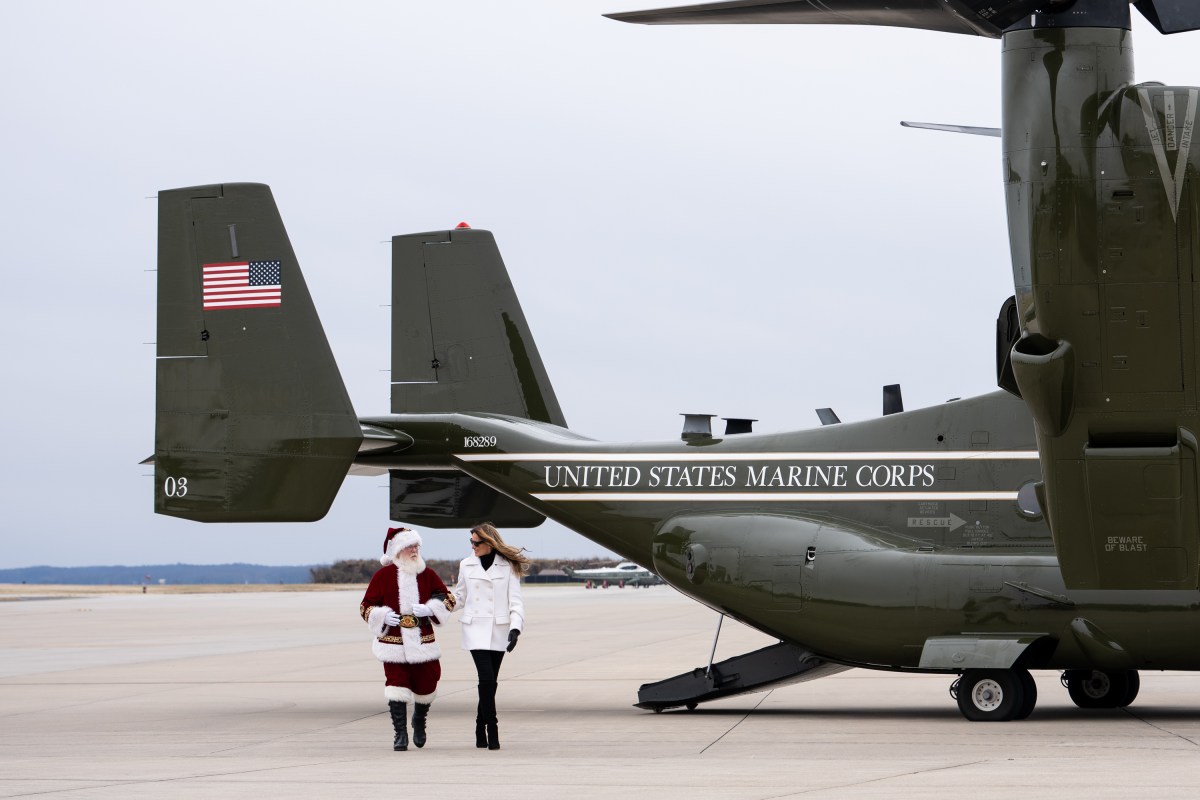 First Lady Melania Trump arrives to Marine Corps Base Quantico to participate in a Toys for Tots Christmas event, Monday, December 8, 2025. (Official White House photo by Andrea Hanks)