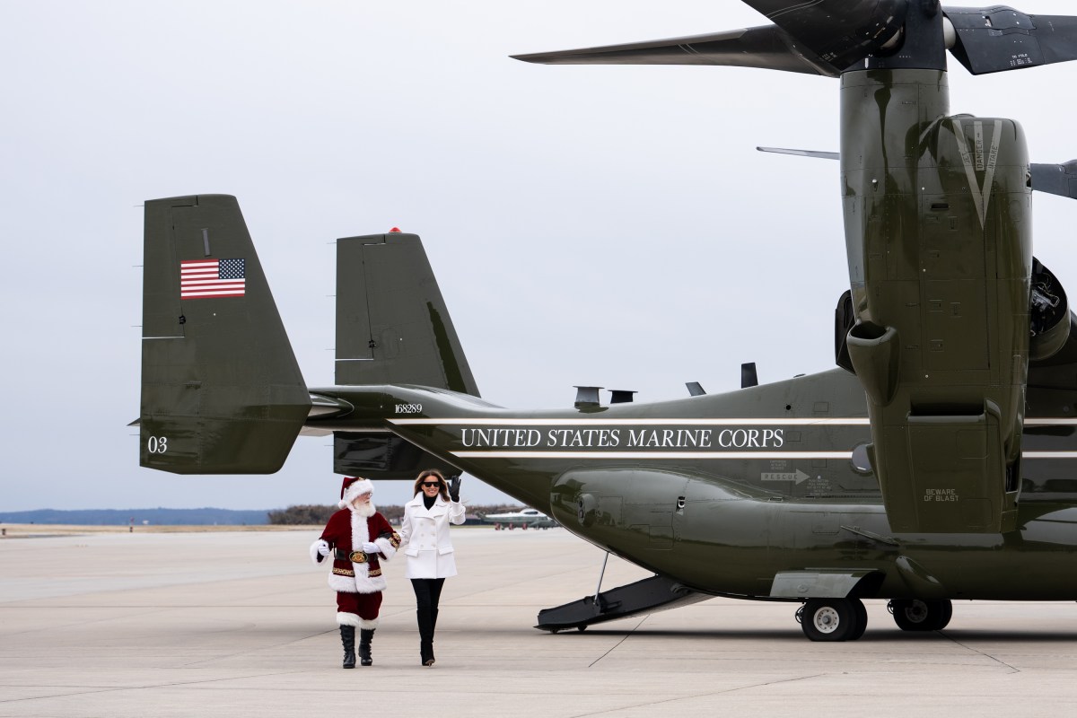 First Lady Melania Trump arrives to Marine Corps Base Quantico to participate in a Toys for Tots Christmas event, Monday, December 8, 2025. (Official White House photo by Andrea Hanks)