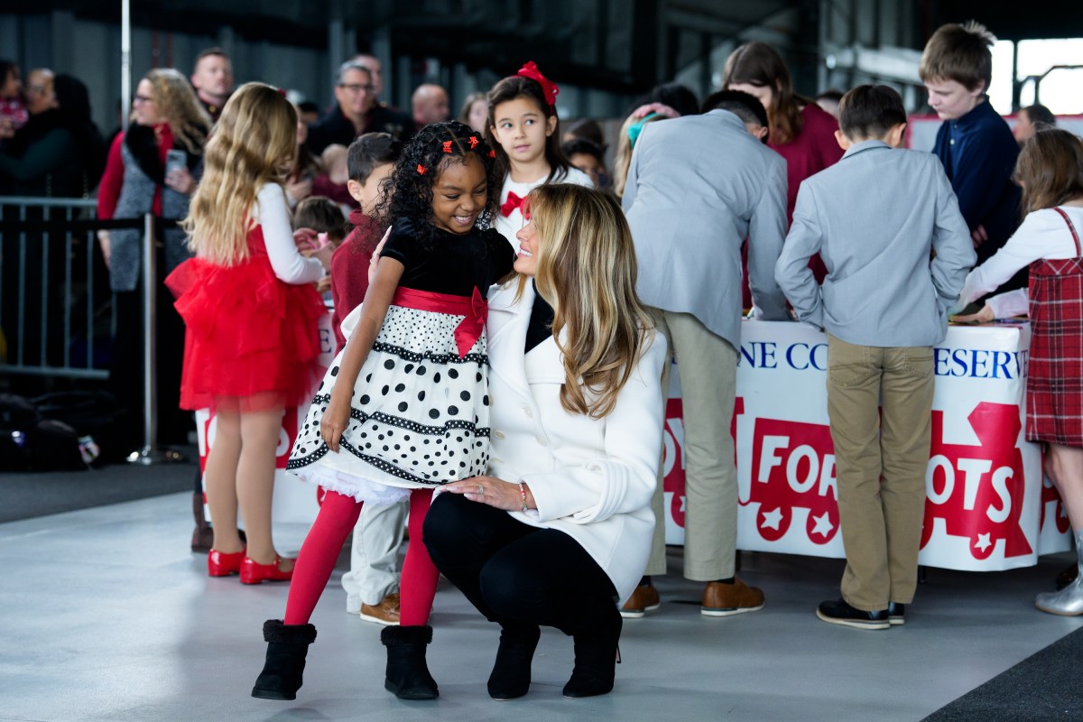 First Lady Melania Trump participates in a Toys for Tots Christmas event at Marine Corps Base Quantico, Monday, December 8, 2025. (Official White House photo by Andrea Hanks)