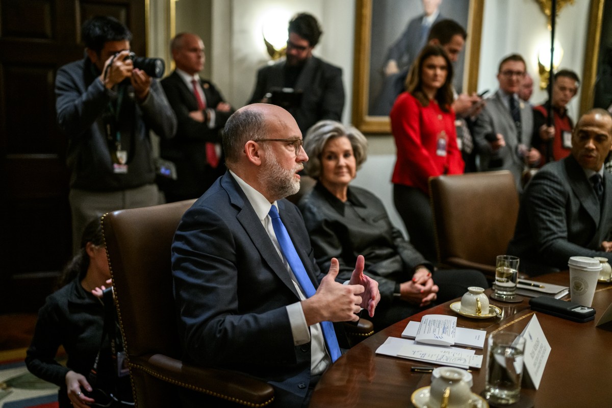 President Donald Trump holds a cabinet meeting, Tuesday, December 2, 2025, in the Cabinet Room of the White House. (Official White House Photo by Daniel Torok)