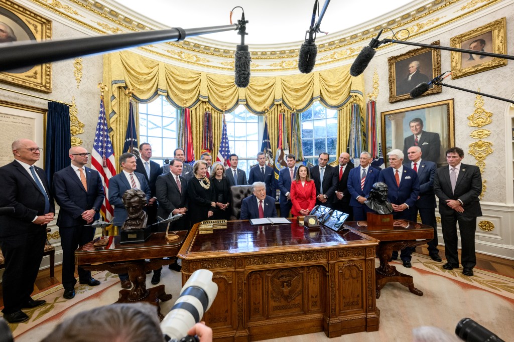 President Donald Trump makes an announcement on fuel economy standards in the Oval Office, Wednesday, December 3, 2025. (Official White House Photo by Molly Riley)