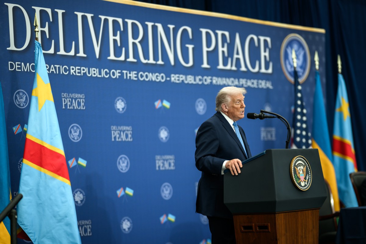 President Donald Trump participates in a trilateral signing ceremony of a peace and economic agreement with President Paul Kagame of the Republic of Rwanda and President Felix Tshisekedi of the Democratic Republic of the Congo, Thursday, December 4, 2025, at the United States Peace Institute in Washington, D.C. (Official White House Photo by Daniel Torok)