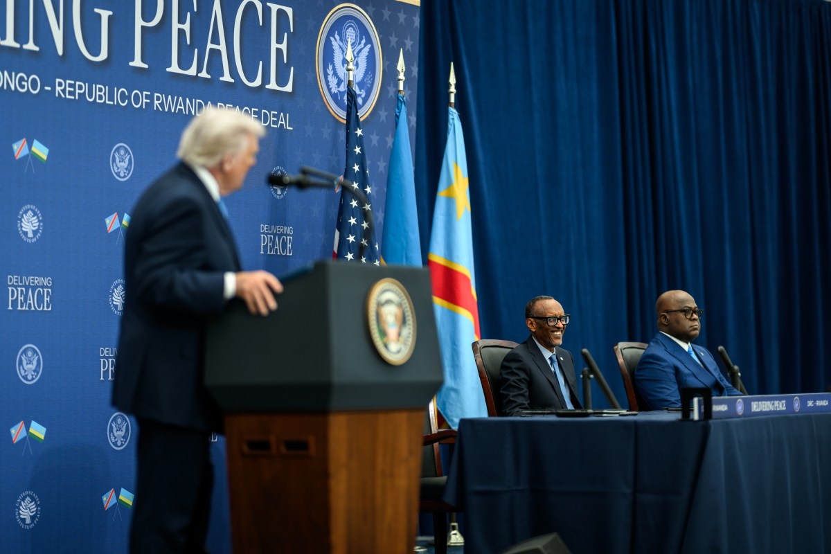 President Donald Trump participates in a trilateral signing ceremony of a peace and economic agreement with President Paul Kagame of the Republic of Rwanda and President Felix Tshisekedi of the Democratic Republic of the Congo, Thursday, December 4, 2025, at the United States Peace Institute in Washington, D.C. (Official White House Photo by Daniel Torok)