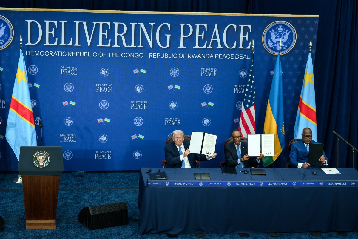President Donald Trump, President Paul Kagame of the Republic of Rwanda, and President Felix Tshisekedi of the Democratic Republic of the Congo, sign copies of the peace accord during a ceremony, Thursday, December 4, 2025, at the United States Peace Institute in Washington, D.C. (Official White House Photo by Daniel Torok)