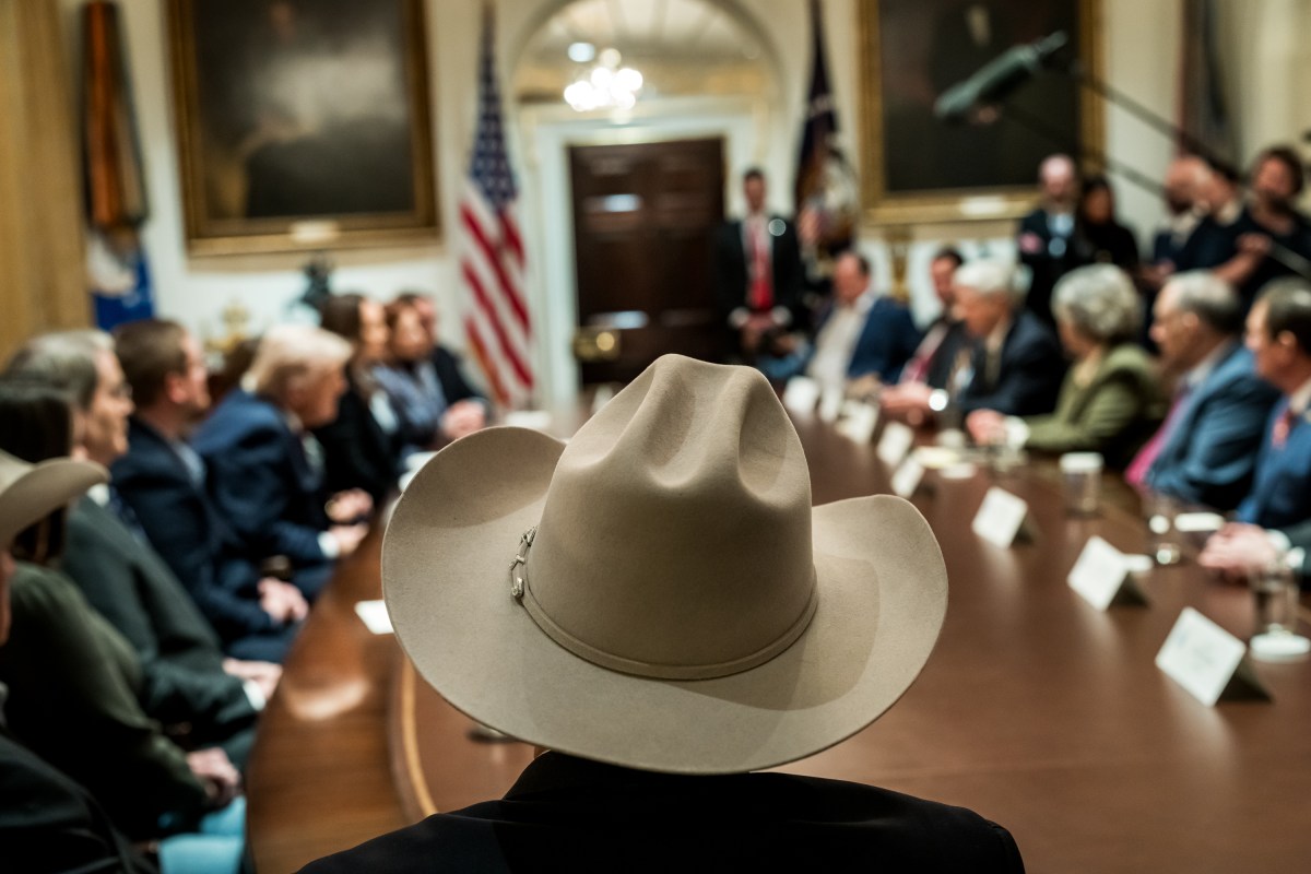 President Donald Trump participates in a roundtable discussion alongside Secretary of the Treasury Scott Bessent, Secretary of Agriculture Brooke Rollins, NEC Chair Kevin Hassett, after announcing a $12 billion aid plan for farmers in the Cabinet Room of the White House, Monday, December 8, 2025. (Official White House Photo by Abe McNatt)
