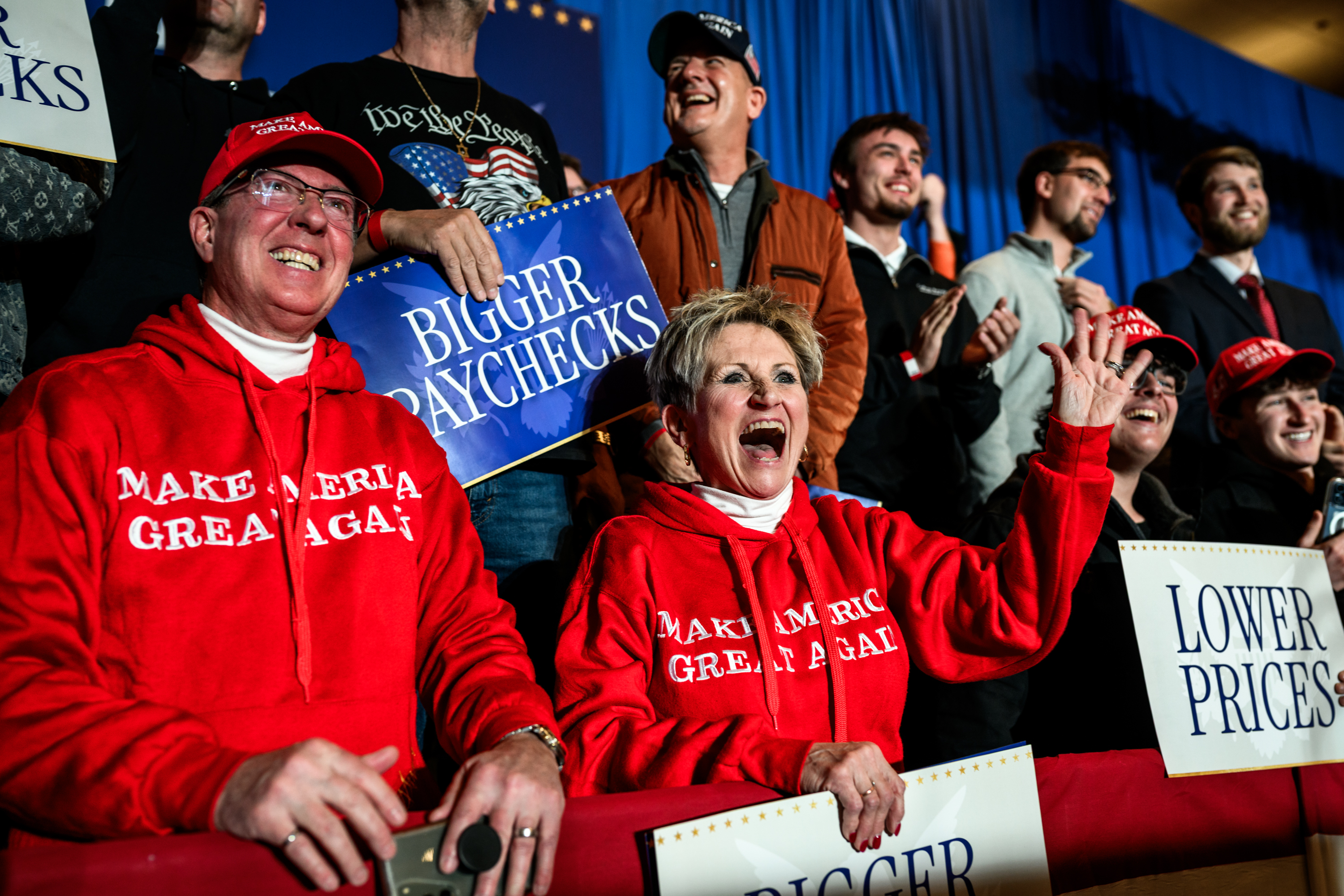 President Donald Trump delivers remarks on the economy at Mount Airy Casino Resort in Mount Pocono, Pennsylvania, Tuesday, December 9, 2025. (Official White House Photo by Molly Riley)