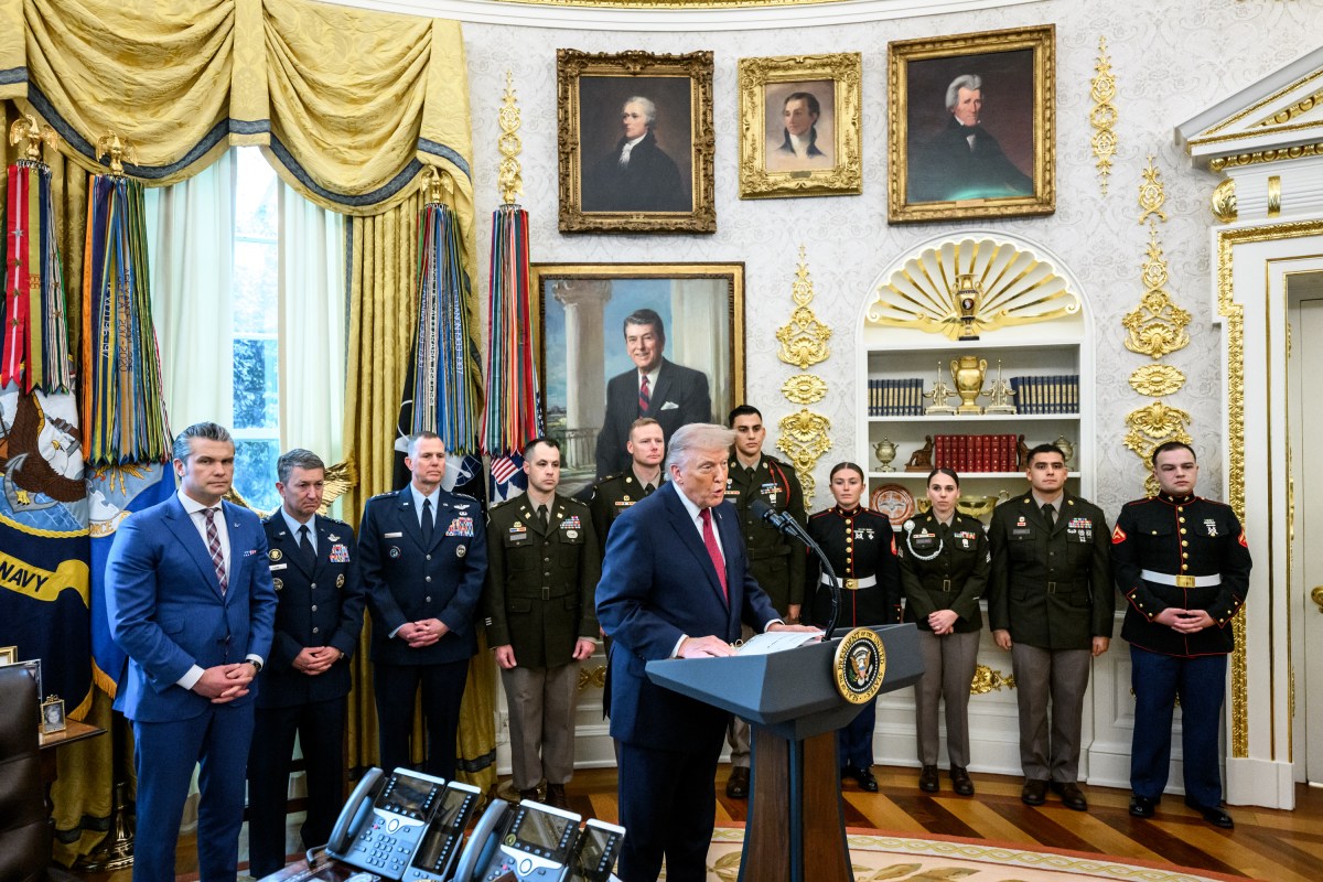 President Donald Trump delivers remarks during a Mexican Border Defense Medal presentation, Monday, December 15, 2025, in the Oval Office. (Official White House Photo by Daniel Torok)
