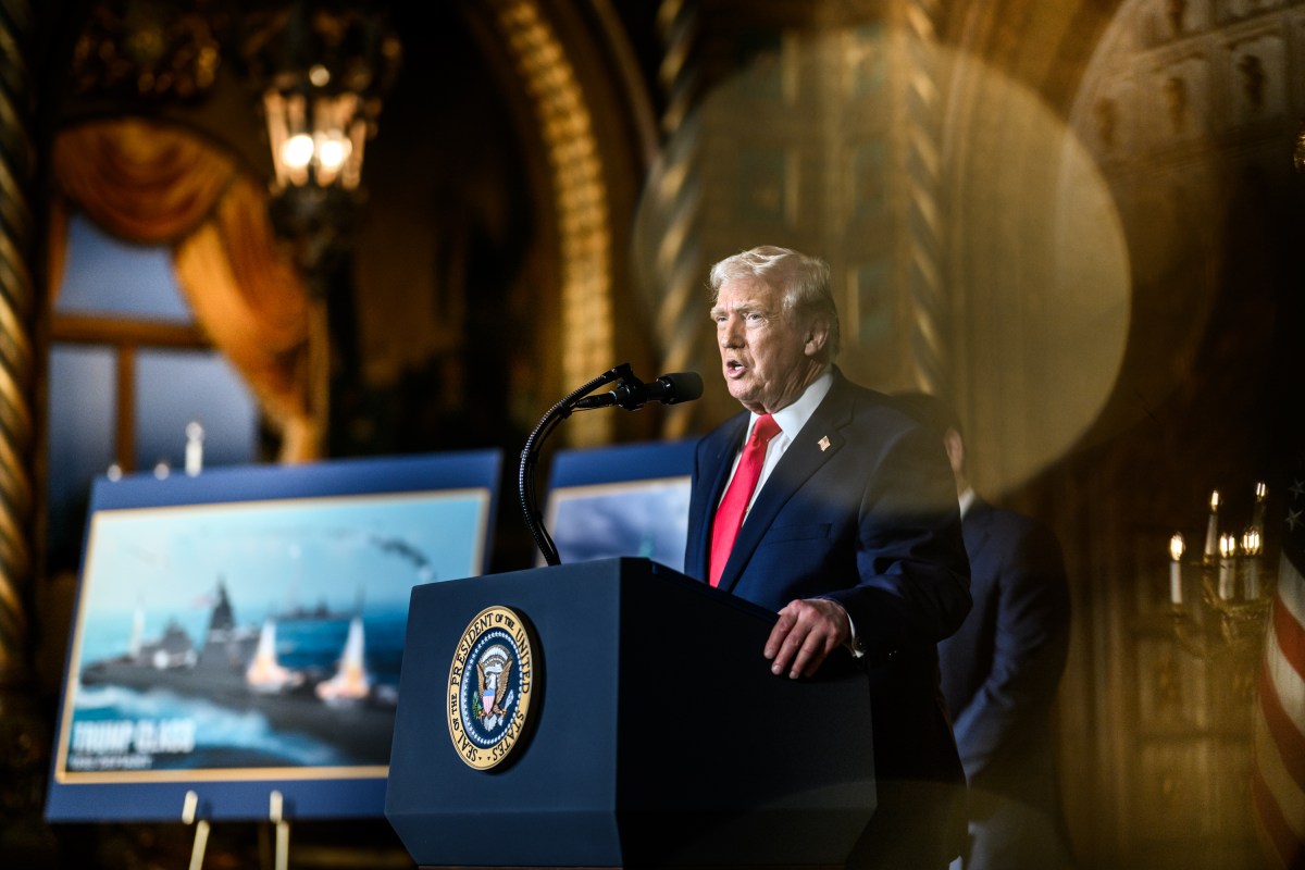 President Donald Trump, joined by Secretary of War Pete Hegseth, Secretary of State Marco Rubio, and Secretary of the Navy John Phelan, announces plans for a “Golden Fleet” of new U.S. Navy battleships, Monday, December 22, 2025, at the Mar-a-Lago Club in Palm Beach, Florida. (Official White House Photo by Daniel Torok)