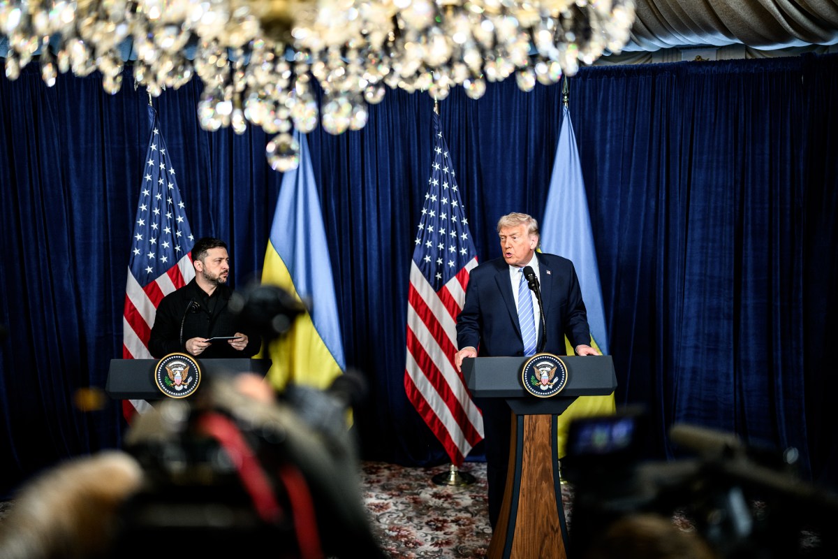 President Donald Trump participates in a joint press conference alongside Ukranian President Volodymyr Zelensky at Mar-a-Lago in Palm Beach, Florida, December 28, 2025. (Official White House Photo by Daniel Torok)