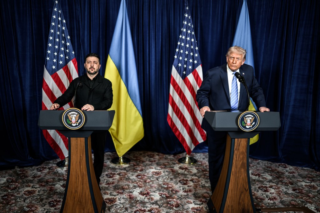 President Donald Trump participates in a joint press conference alongside Ukranian President Volodymyr Zelensky at Mar-a-Lago in Palm Beach, Florida, December 28, 2025. (Official White House Photo by Daniel Torok)