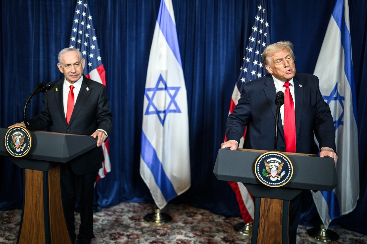 President Donald Trump participates in a bilateral press conference with Israeli Prime Minister Benjamin Netanyahu, Monday, December 29, 2025, at the Mar-a-Lago Club in Palm Beach, Florida. (Official White House Photo by Daniel Torok)