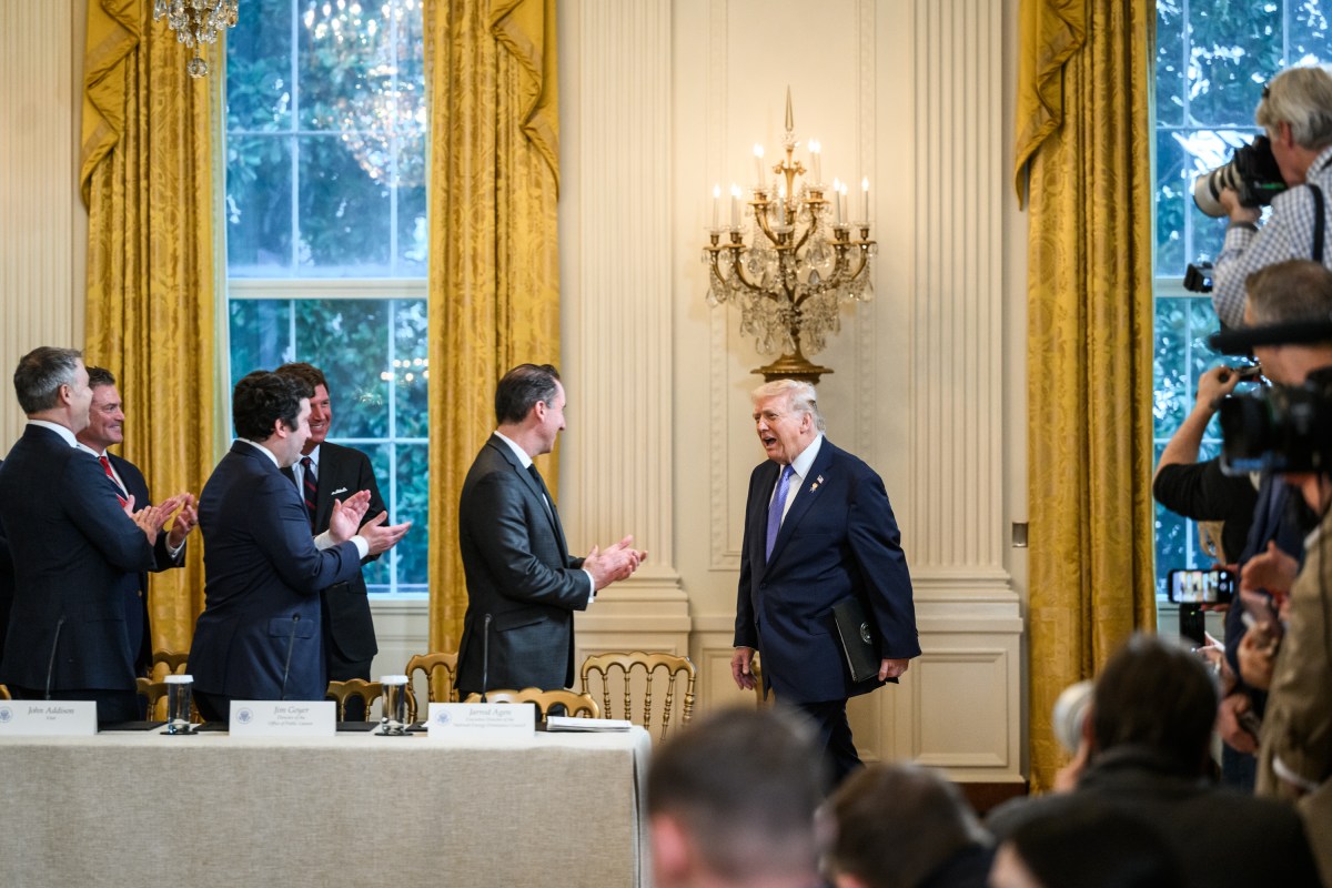 President Donald Trump attends a roundtable with energy officials and executives from the oil industry in the East Room of the White House, Friday, January 9, 2026. (Official White House Photo by Molly Riley)