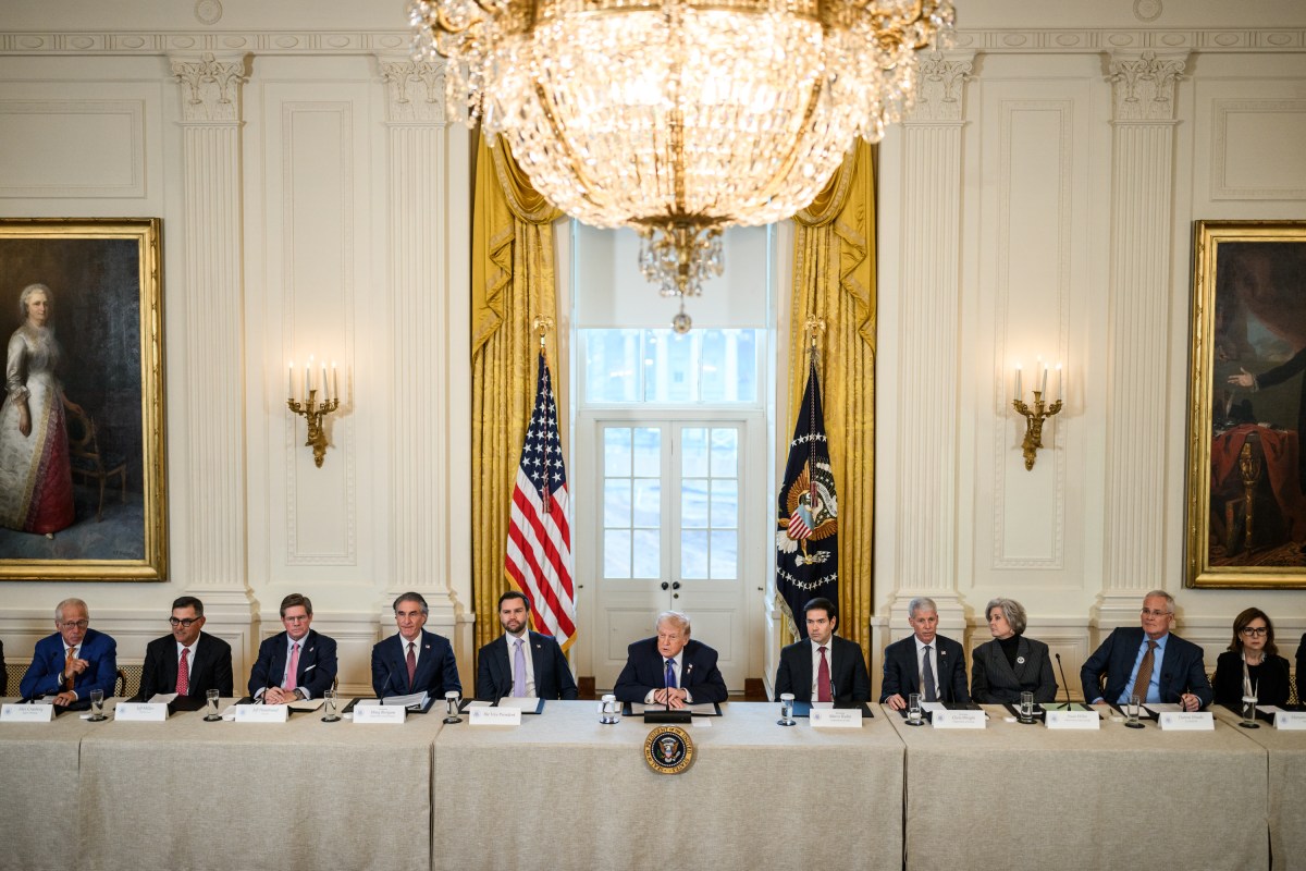 President Donald Trump attends a roundtable with energy officials and executives from the oil industry in the East Room of the White House, Friday, January 9, 2026. (Official White House Photo by Molly Riley)