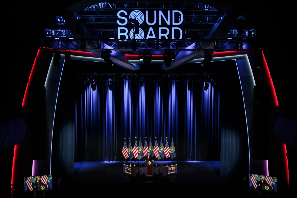 President Donald Trump delivers remarks to the Detroit Economic Club, Tuesday, January 13, 2026, at the MotorCity Casino Hotel in Detroit, Michigan. (Official White House Photo by Daniel Torok)