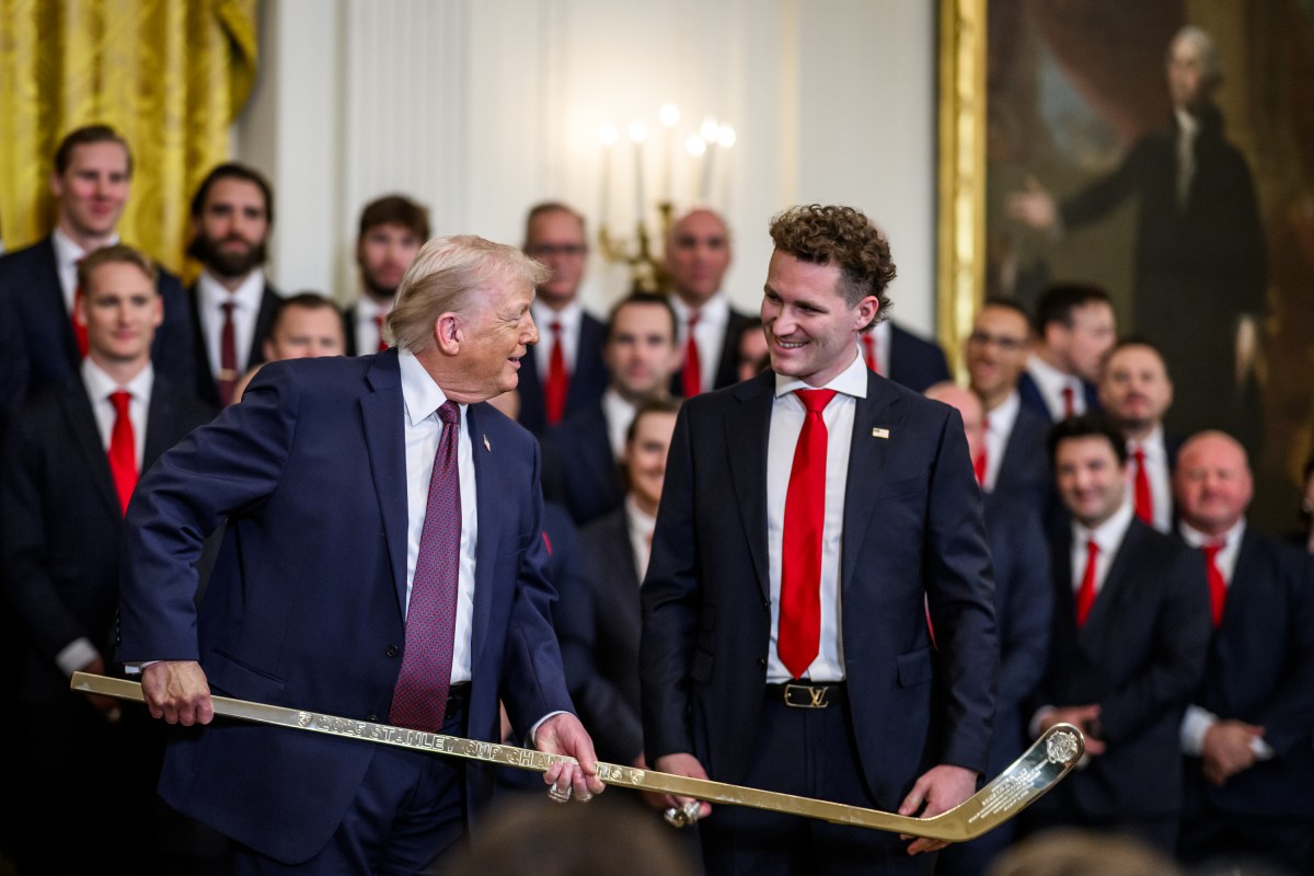 President Donald Trump and members of the 2025 Stanley Cup champion Florida Panthers, Thursday, January 15, 2026, on the West Colonnade of the White House. (Official White House Photo by Daniel Torok)