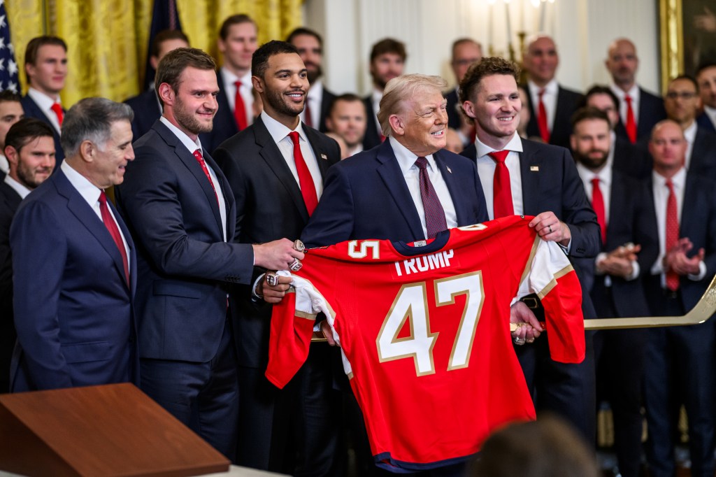 President Donald Trump and members of the 2025 Stanley Cup champion Florida Panthers, Thursday, January 15, 2026, on the West Colonnade of the White House. (Official White House Photo by Daniel Torok)