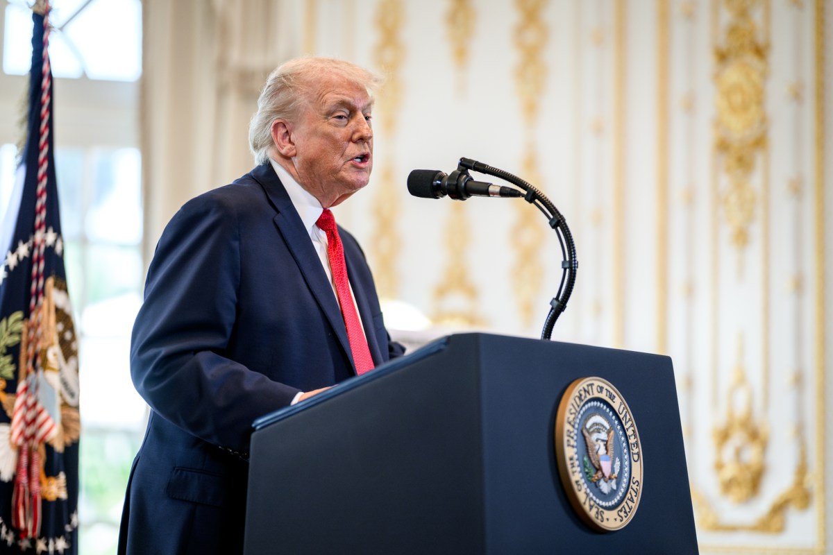President Donald Trump participates in a Southern Boulevard dedication ceremony, Friday, January 16, 2026, at the Mar-a-Lago Club in Palm Beach, Florida. (Official White House Photo by Daniel Torok)