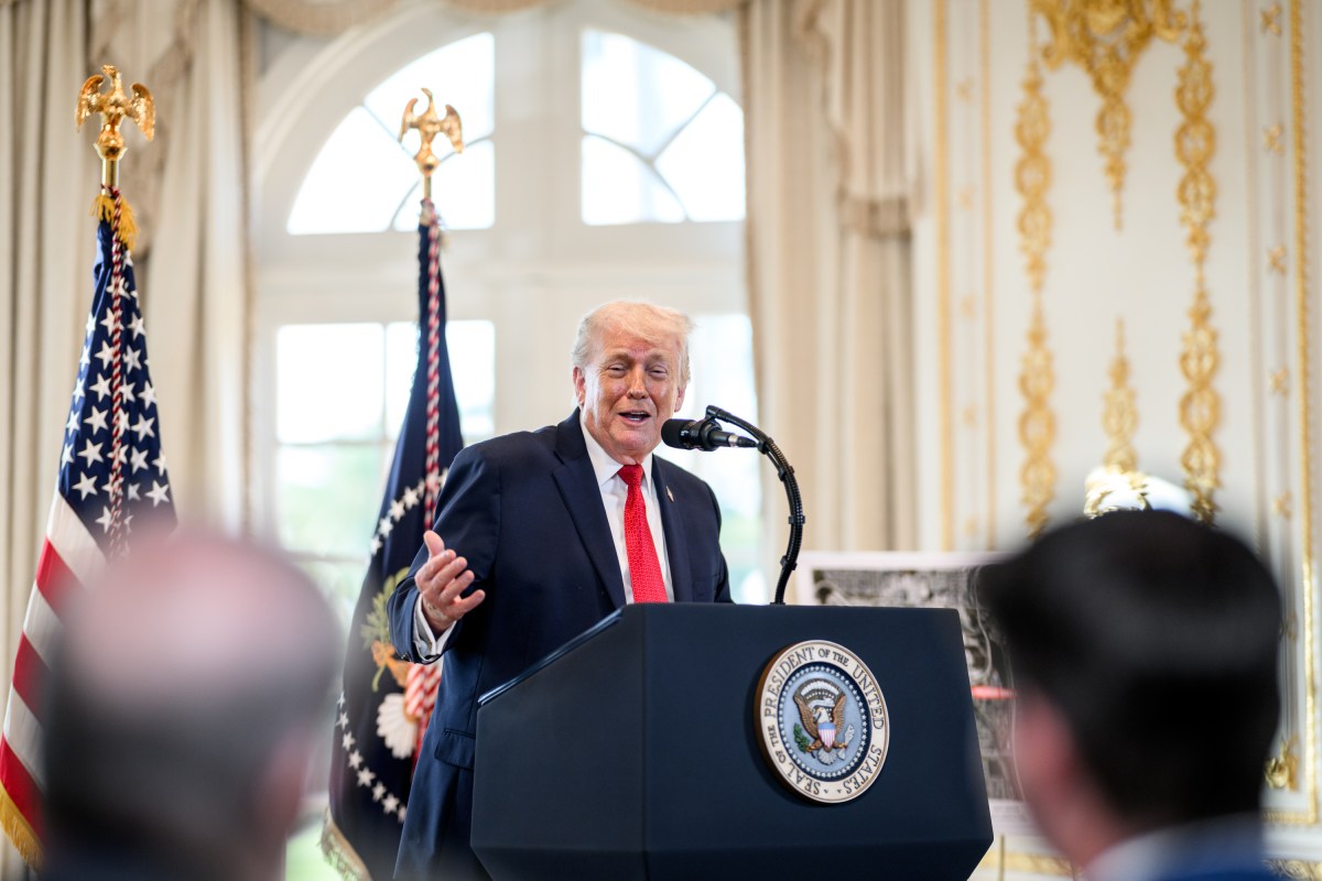 President Donald Trump participates in a Southern Boulevard dedication ceremony, Friday, January 16, 2026, at the Mar-a-Lago Club in Palm Beach, Florida. (Official White House Photo by Daniel Torok)