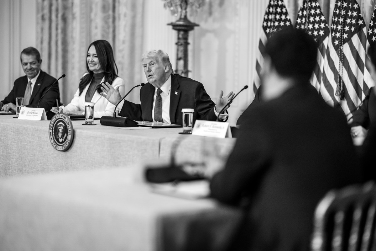 President Donald Trump delivers remarks alongside Secretary of Agriculture Brooke Rollins, HHS Secretary Robert F. Kennedy, Jr., and CMMS Administrator Dr. Mehmet Oz during a Rural Health Transformation Event in the East Room of the White House, Friday, January 16, 2026. (Official White House Photo by Joyce N. Boghosian)