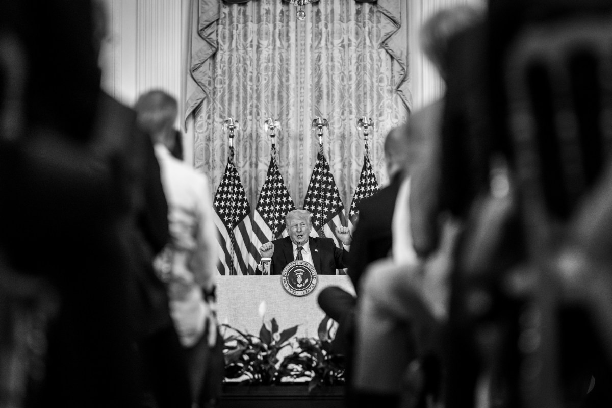 President Donald Trump delivers remarks alongside Secretary of Agriculture Brooke Rollins, HHS Secretary Robert F. Kennedy, Jr., and CMMS Administrator Dr. Mehmet Oz during a Rural Health Transformation Event in the East Room of the White House, Friday, January 16, 2026. (Official White House Photo by Joyce N. Boghosian)