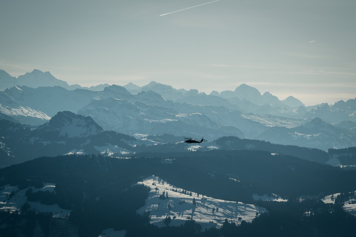 President Donald Trump flies on Marine One to the landing zone at Davos, Switzerland on Wednesday, January 21, 2026. (Official White House Photo by Daniel Torok)