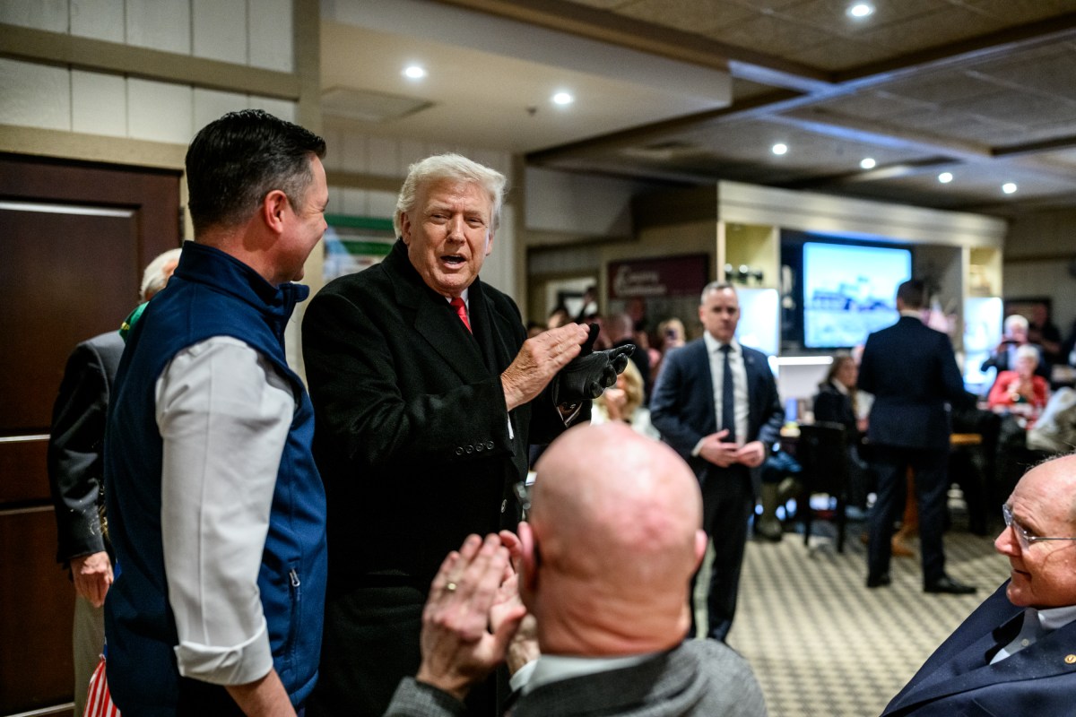 President Donald Trump visits the Machine Shed restaurant in Urbandale, Iowa on Tuesday, January 27, 2026.(Official White House Photo by Molly Riley)