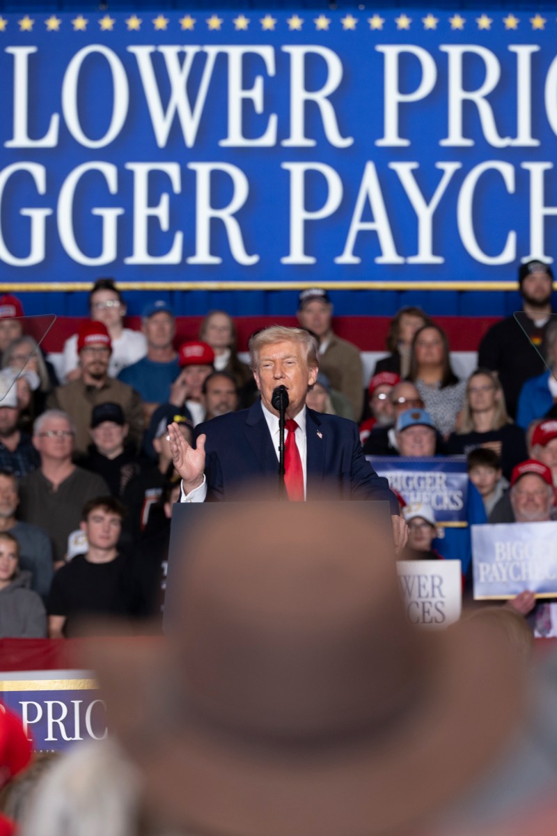 President Donald Trump delivers an economic speech at the Horizon Events Center in Clive, Iowa on Tuesday, January 27, 2026. (Official White House Photo by Molly Riley)