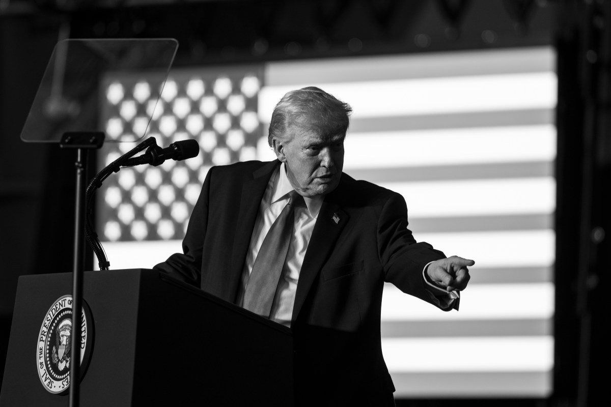 President Donald Trump delivers an economic speech at the Horizon Events Center in Clive, Iowa on Tuesday, January 27, 2026. (Official White House Photo by Molly Riley)