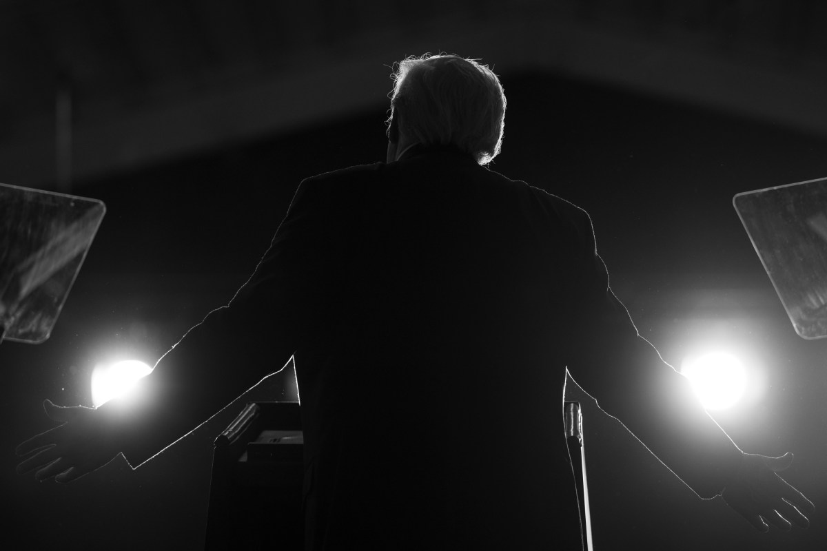 President Donald Trump delivers an economic speech at the Horizon Events Center in Clive, Iowa on Tuesday, January 27, 2026. (Official White House Photo by Molly Riley)