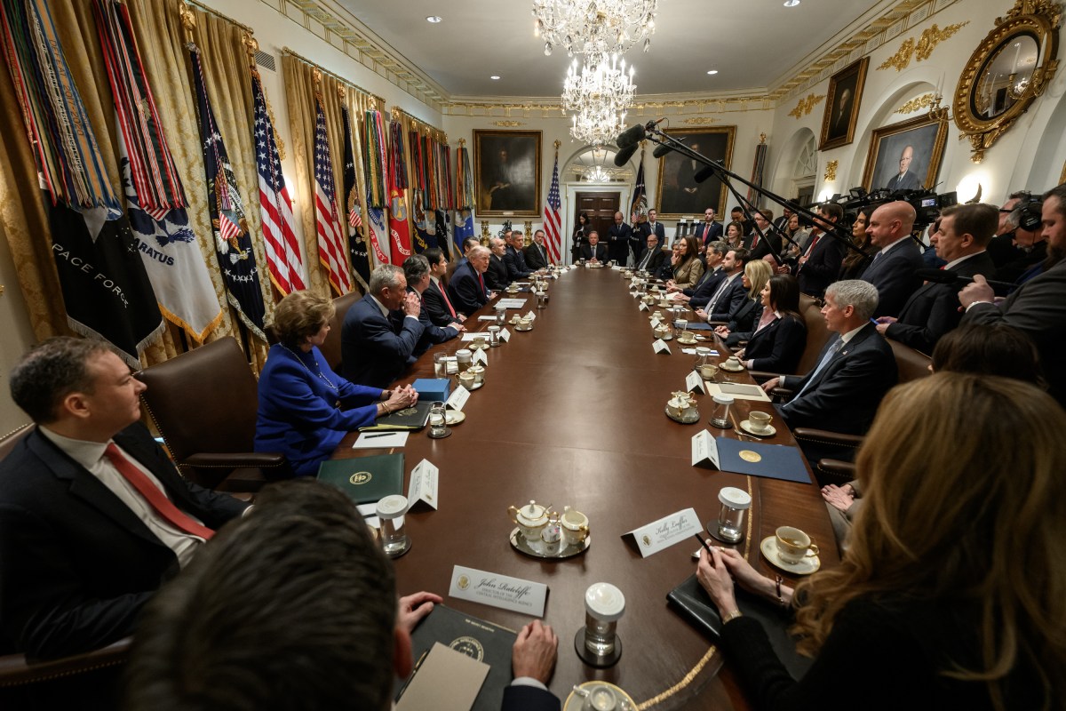 President Donald Trump holds a cabinet meeting, Thursday, January 29, 2026, in the Cabinet Room. (Official White House Photo by Molly Riley)