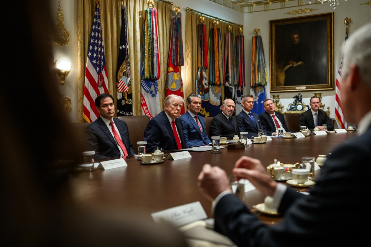 President Donald Trump holds a cabinet meeting, Thursday, January 29, 2026, in the Cabinet Room. (Official White House Photo by Molly Riley)