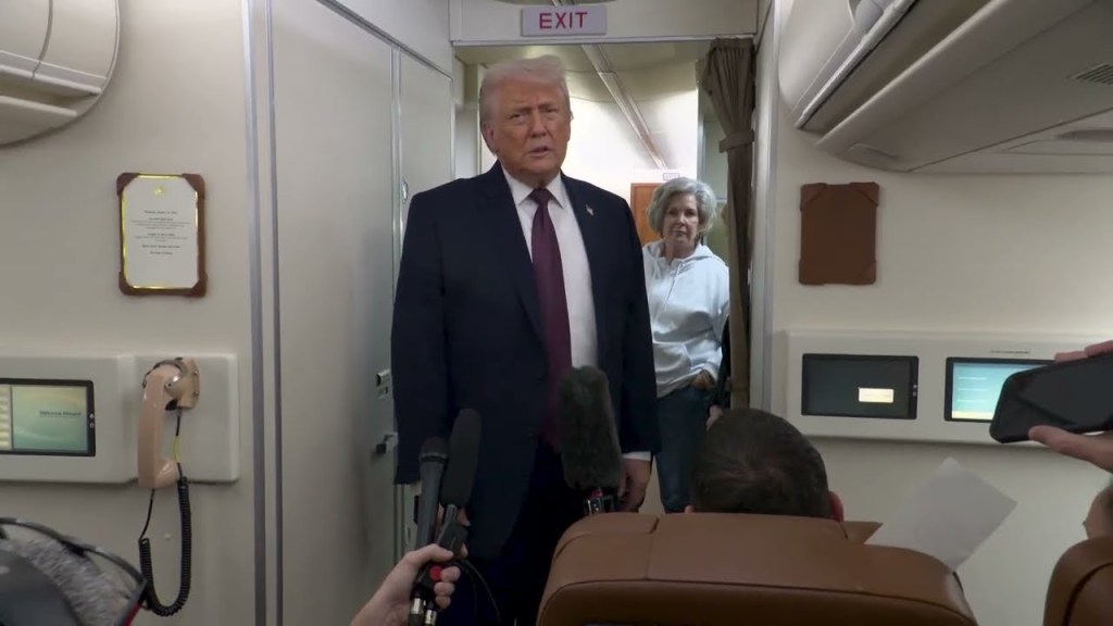 President Trump Gaggles with Press on Air Force One En Route Joint Base Andrews, Jan. 22, 2026