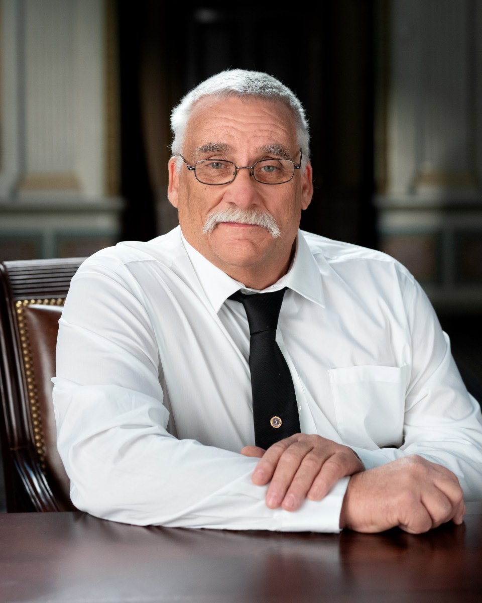 Gary and Evalea Beckstrom, parents of West Virginia National Guardsmen Sarah Beckstrom, were invited by President Trump to the gallery to be presented with a posthumous Purple Heart on behalf of their daughter who was tragically killed outside the White House defending our capital. (Official White House Photo by Andrea Hanks)