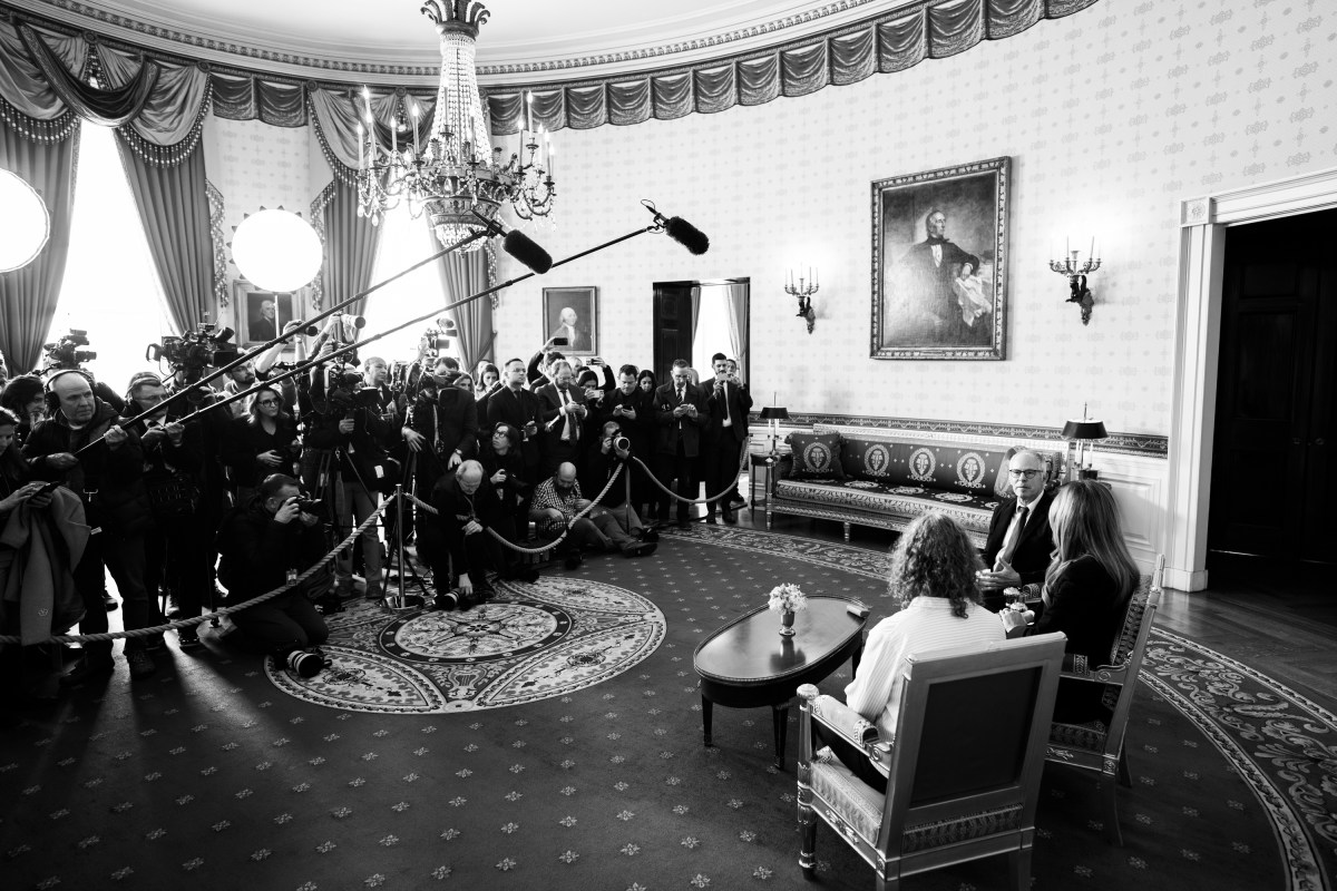 First Lady Melania Trump meets with Keith Siegel, a freed American-Israeli hostage, and his wife Aviva Siegel,Wednesday, February 4, 2026 in the Blue Room of the White House. Keith Siegel was freed in February 2025, after 484 days in Hamas captivity, and his wife Aviva Siegel was released in November 2023. (Official White House Photo by Andrea Hanks)