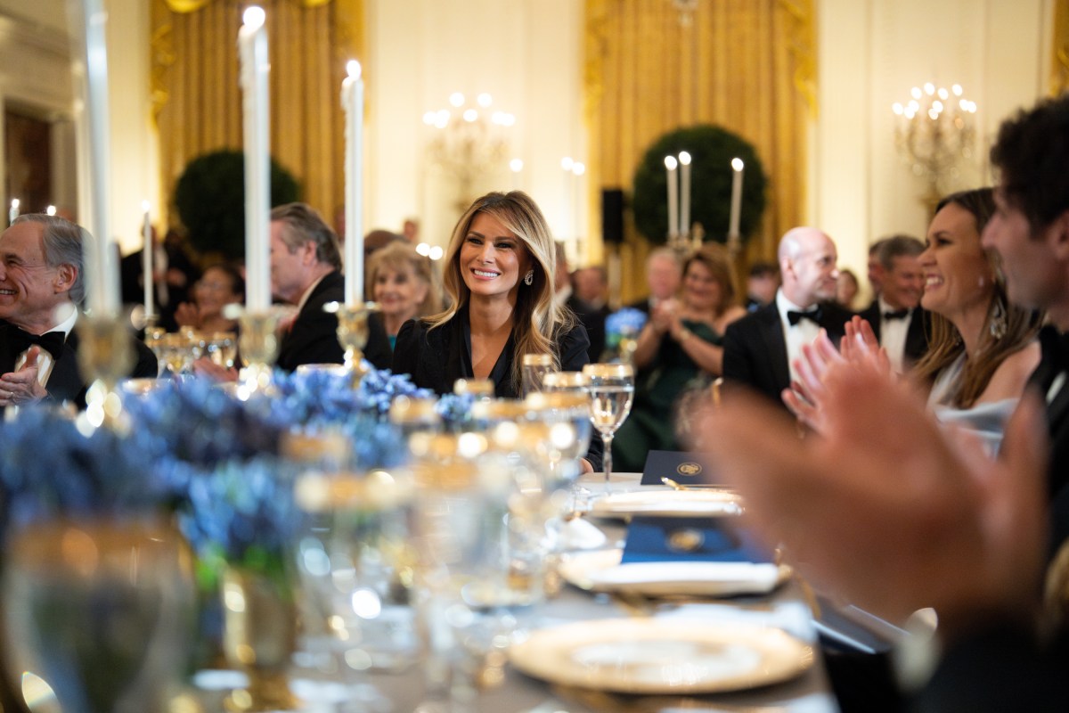 President Donald Trump and First Lady Melania Trump host a dinner for the nation’s governors, Saturday, February 21, 2026, in the East Room of the White House. (Official White House Photo by Andrea Hanks)