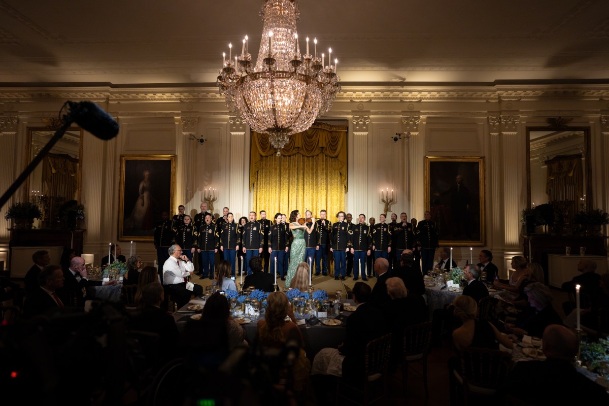 President Donald Trump and First Lady Melania Trump host a dinner for the nation’s governors, Saturday, February 21, 2026, in the East Room of the White House. (Official White House Photo by Andrea Hanks)
