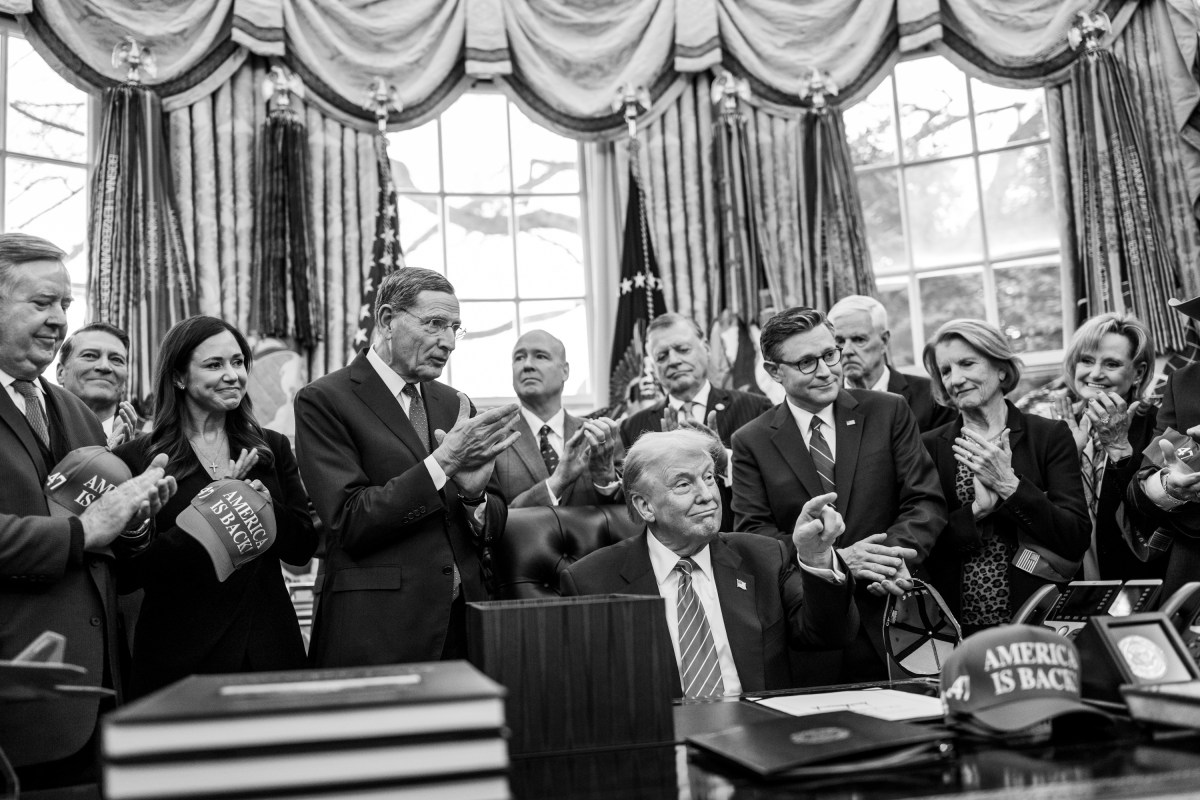 President Donald Trump signs the spending bill that ends the shutdown and reopens the U.S. Government Tuesday, February 3, 2026, in the Oval Office. (Official White House Photo by Joyce N. Boghosian)