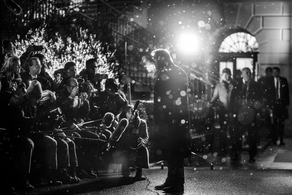 President Donald Trump boards Marine One on the South Lawn of the White House, Friday, February 6, 2026, en route Joint Base Andrews for a trip to Palm Beach, Florida. (Official White House Photo by Molly Riley)