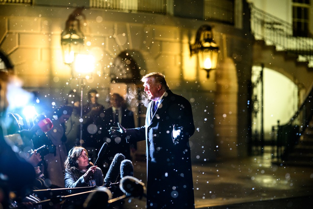 President Donald Trump boards Marine One on the South Lawn of the White House, Friday, February 6, 2026, en route Joint Base Andrews for a trip to Palm Beach, Florida. (Official White House Photo by Molly Riley)
