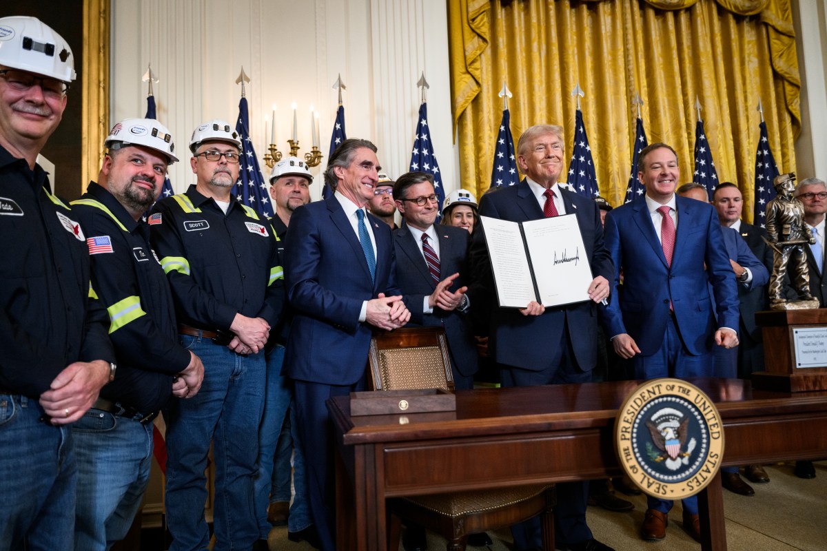 President Donald Trump signs an Executive Order at a Champion of Coal event in the East Room of the White House, Wednesday, February 11, 2026. (Official White House Photo by Molly Riley)