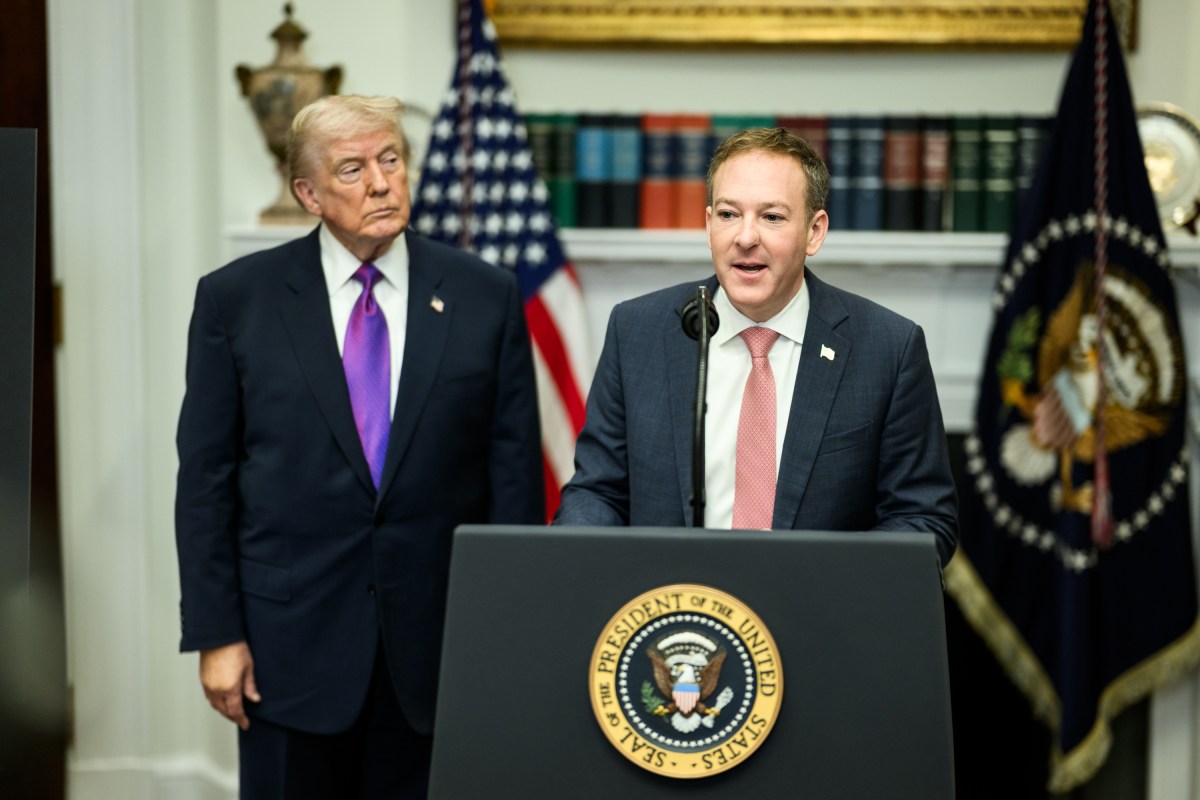 President Donald Trump and EPA Administrator Lee Zeldin make an announcement in the Roosevelt Room on rescinding the 2009 Environmental Protection Agency endangerment finding, Thursday, February 12, 2026. (Official White House Photo by Daniel Torok)