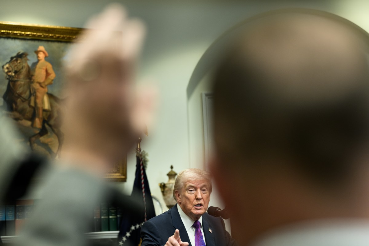 President Donald Trump and EPA Administrator Lee Zeldin make an announcement in the Roosevelt Room on rescinding the 2009 Environmental Protection Agency endangerment finding, Thursday, February 12, 2026. (Official White House Photo by Daniel Torok)