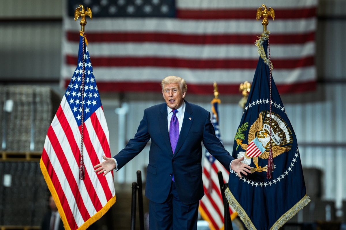 President Donald Trump delivers remarks on the economy, Thursday, February 19, 2026, at the Coosa Steel Corporation in Rome, Georgia. (Official White House Photo by Daniel Torok)