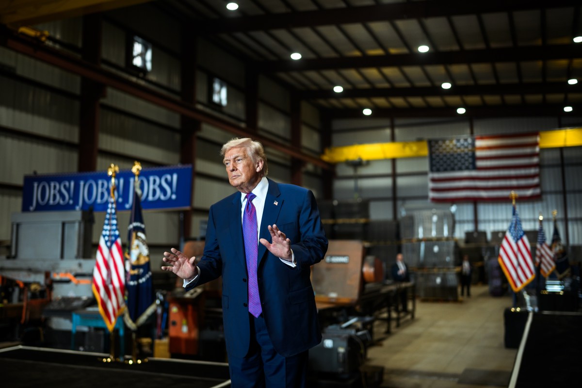President Donald Trump delivers remarks on the economy, Thursday, February 19, 2026, at the Coosa Steel Corporation in Rome, Georgia. (Official White House Photo by Daniel Torok)