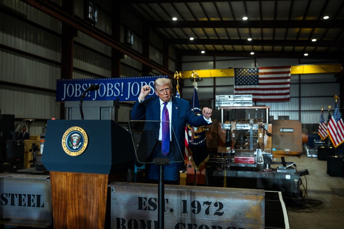 President Donald Trump delivers remarks on the economy, Thursday, February 19, 2026, at the Coosa Steel Corporation in Rome, Georgia. (Official White House Photo by Daniel Torok)