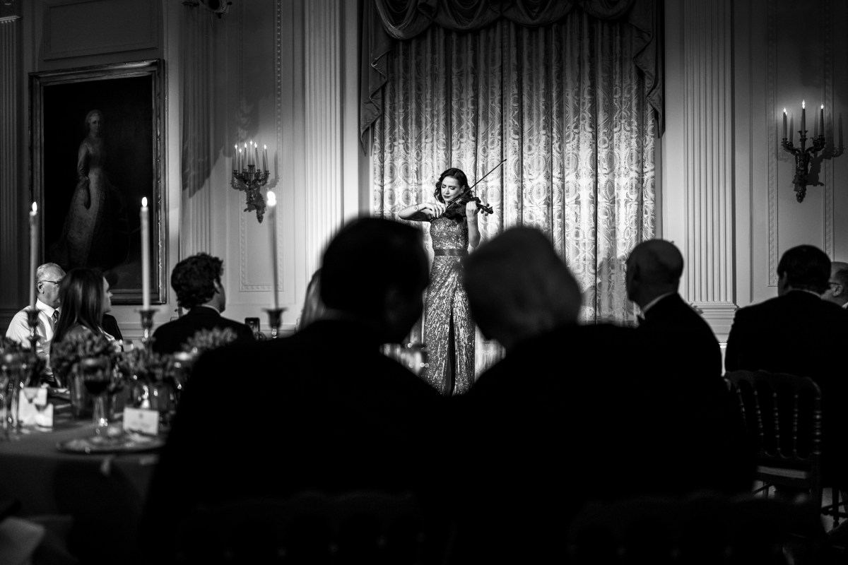 Moldovan violinist Rusanda Panfili performs for President Donald Trump and First Lady Melania Trump during a dinner for the nation’s governors, Saturday, February 21, 2026, in the East Room of the White House. (Official White House Photo by Daniel Torok)
