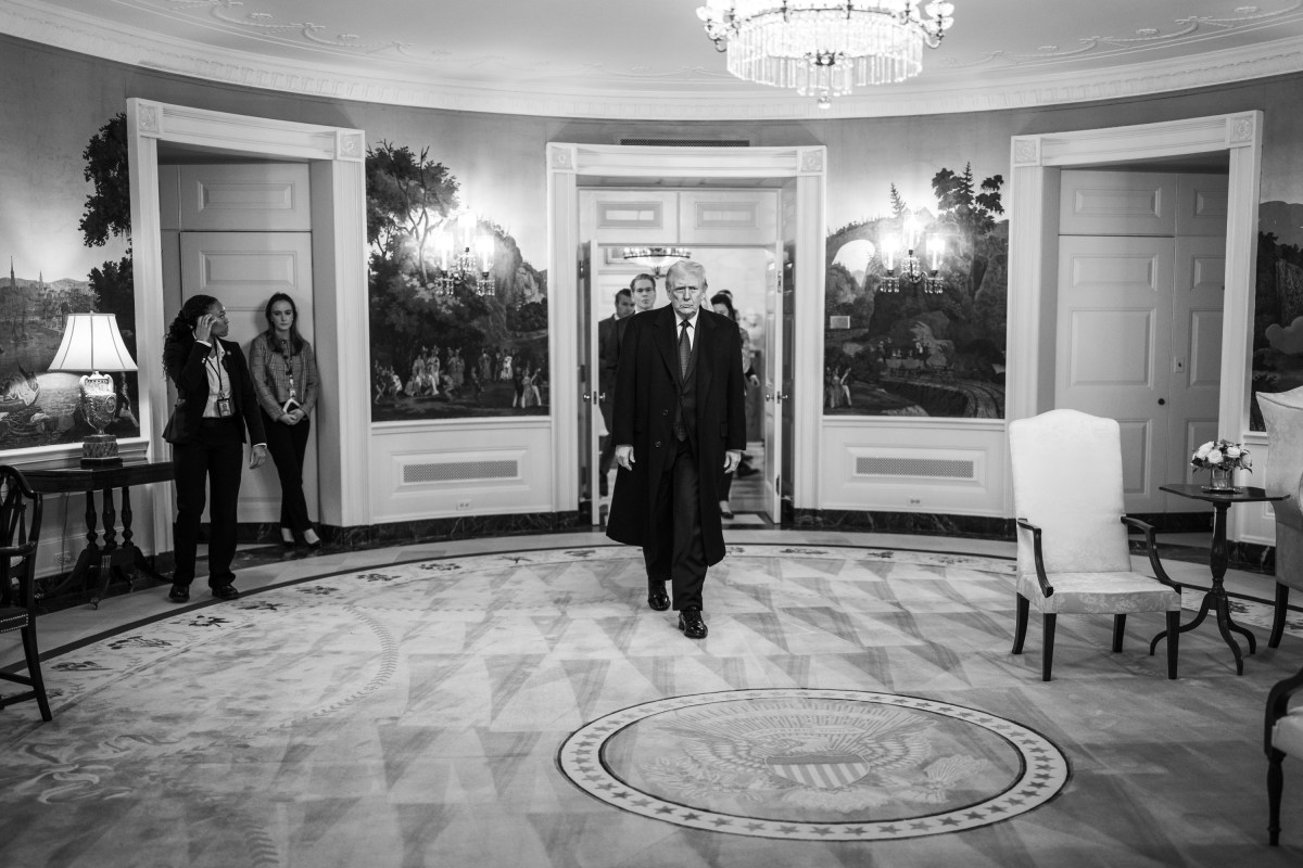 President Donald J. Trump walks through the Diplomatic Reception Room before welcoming German Chancellor Friedrich Merz to the White House, Tuesday, March 3, 2026. (Official White House Photo by Daniel Torok)