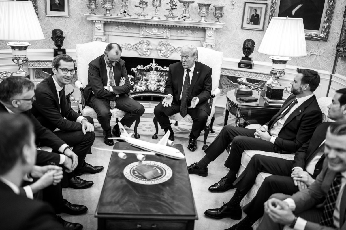 President Donald J. Trump hosts a bilateral meeting with German Chancellor Friedrich Merz in the Oval Office, Tuesday, March 3, 2026. (Official White House Photo by Daniel Torok)