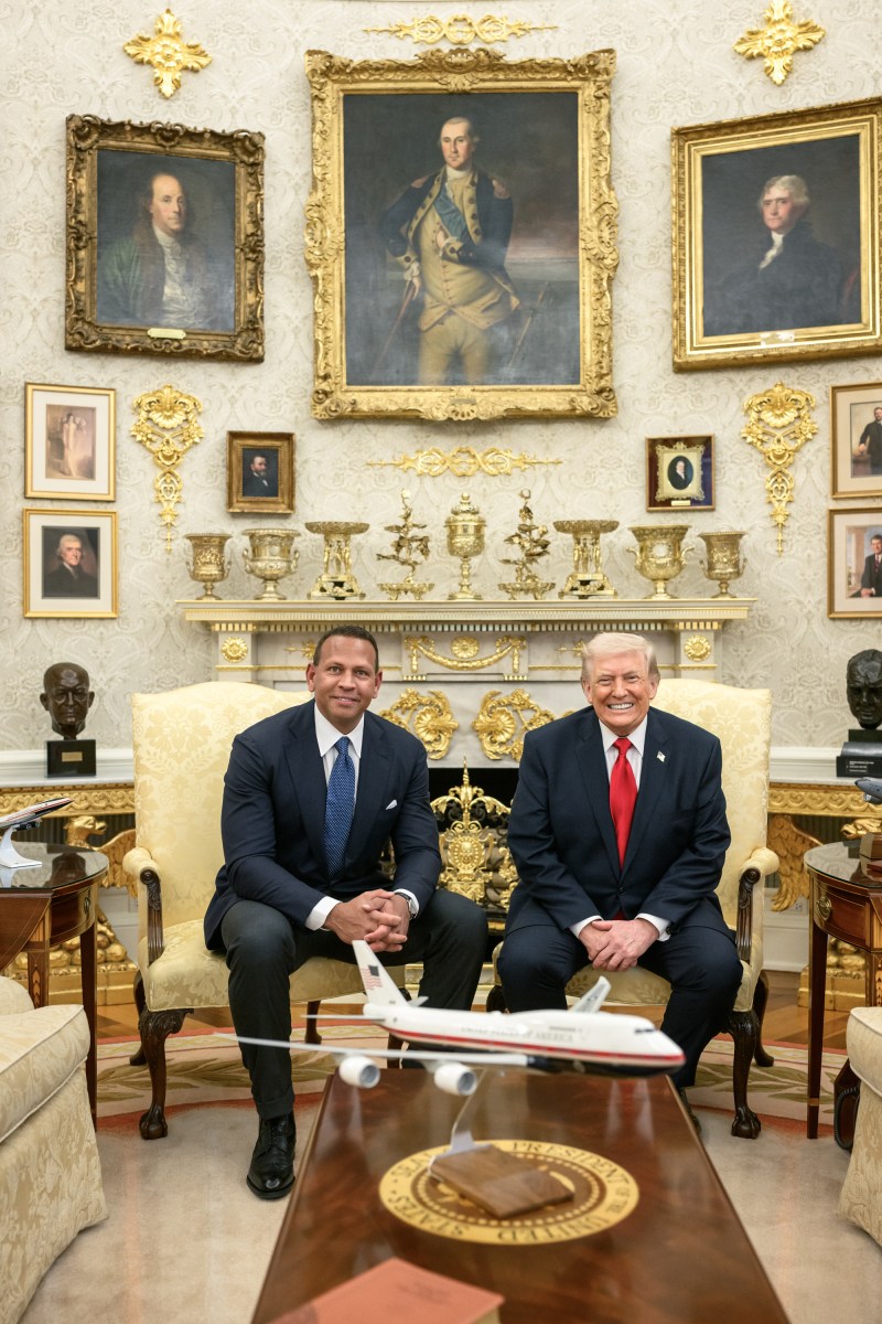 President Donald Trump meets with former MLB player Alex Rodriguez in the Oval Office, Thursday, March 5, 2026. (Official White House Photo by Molly Riley)