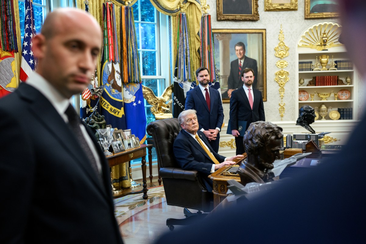 President Donald J. Trump signs an Executive Order creating an anti-fraud task force to be led by Vice President JD Vance, Monday, March 16, 2026, in the Oval Office. (Official White House Photo by Molly Riley)